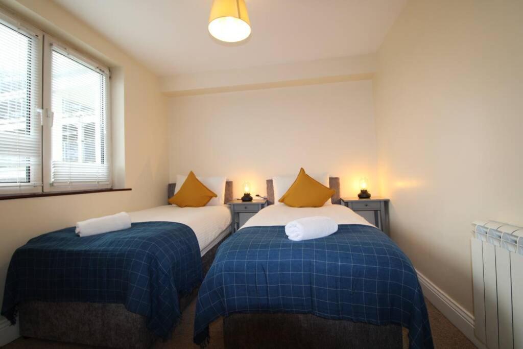 Apartmán Large 3 Bed, Galway City Centre Exteriér fotografie