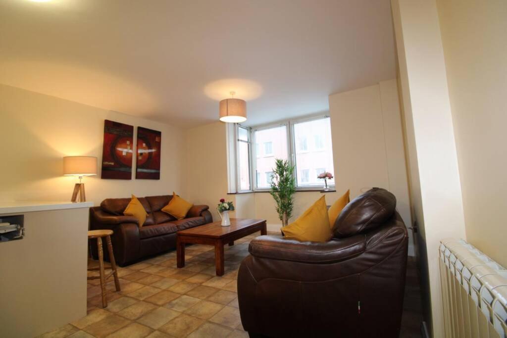 Apartmán Large 3 Bed, Galway City Centre Exteriér fotografie
