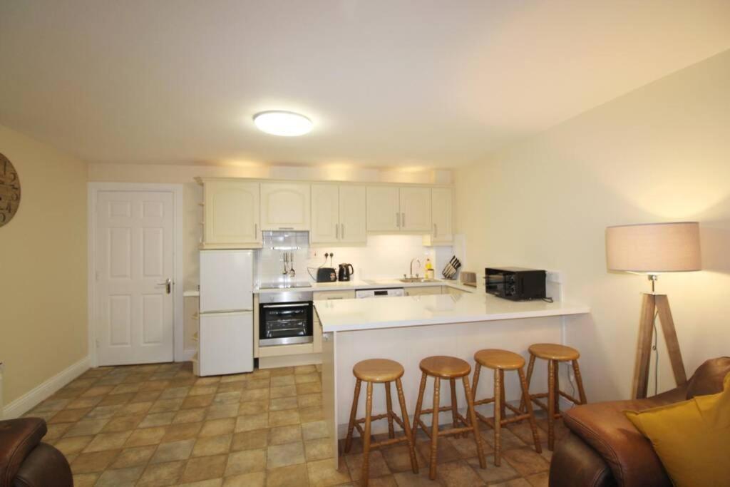 Apartmán Large 3 Bed, Galway City Centre Exteriér fotografie